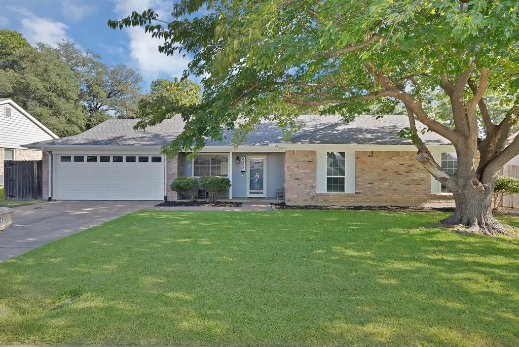 5405 Pineridge Drive Property Photo 1