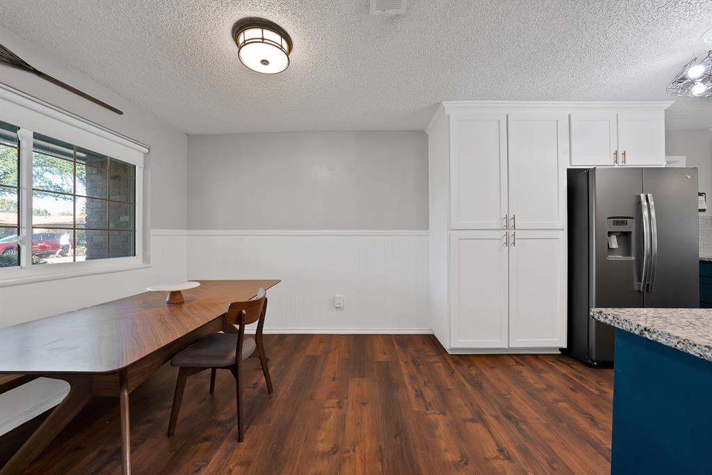5405 Pineridge Drive Property Photo 7