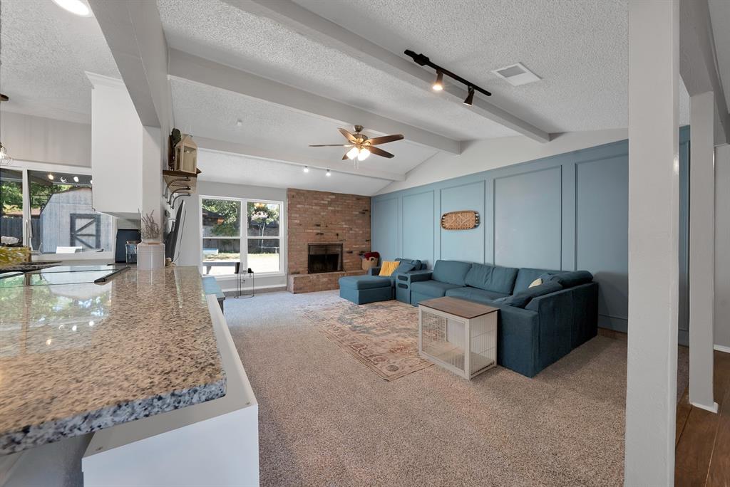 5405 Pineridge Drive Property Photo 13