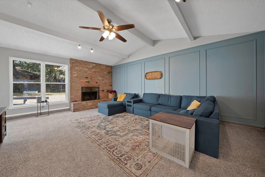 5405 Pineridge Drive Property Photo 16