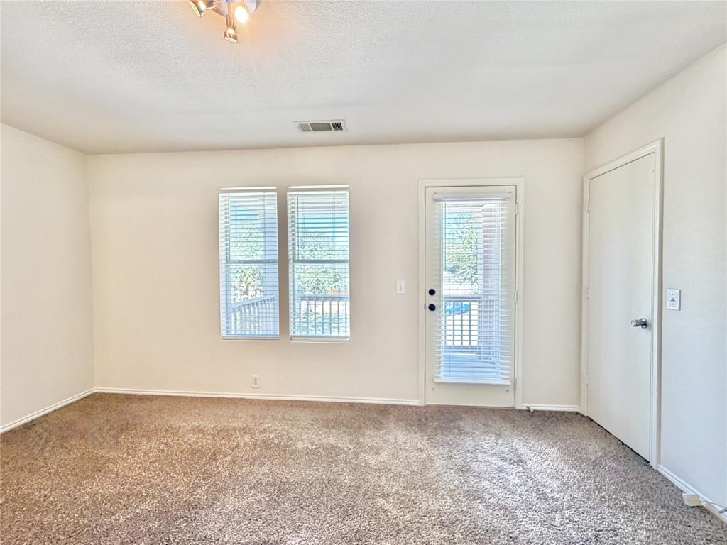 2632 Boedeker Drive Property Photo 13