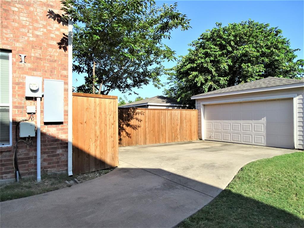 2632 Boedeker Drive Property Photo 20