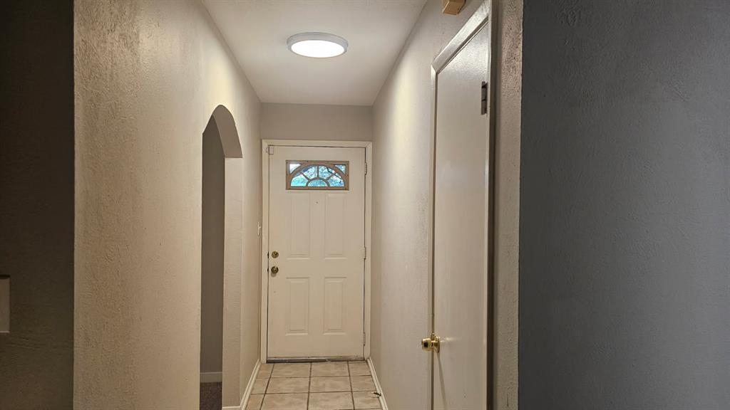 5660 Conlin Drive Property Photo 2
