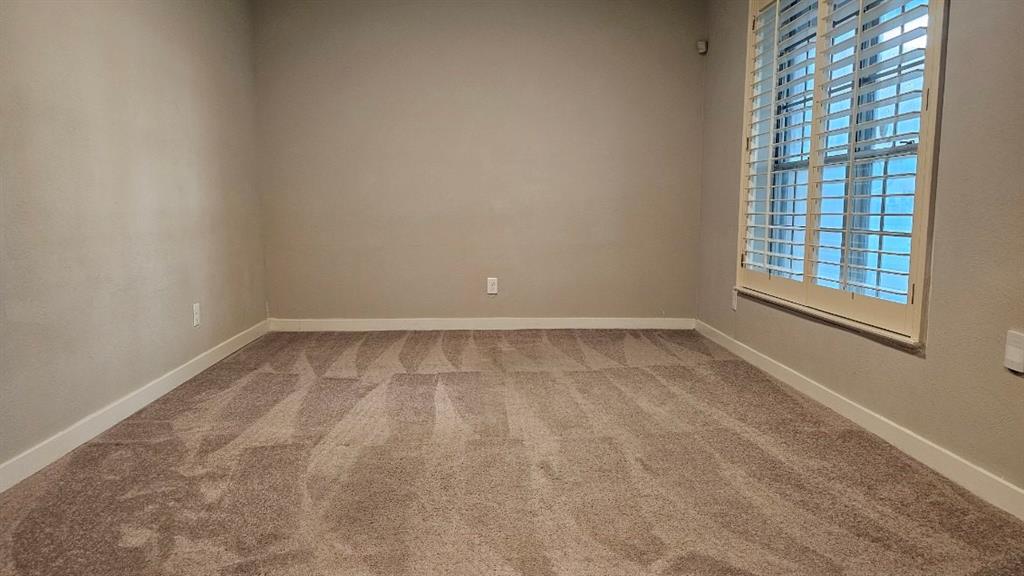 5660 Conlin Drive Property Photo 3