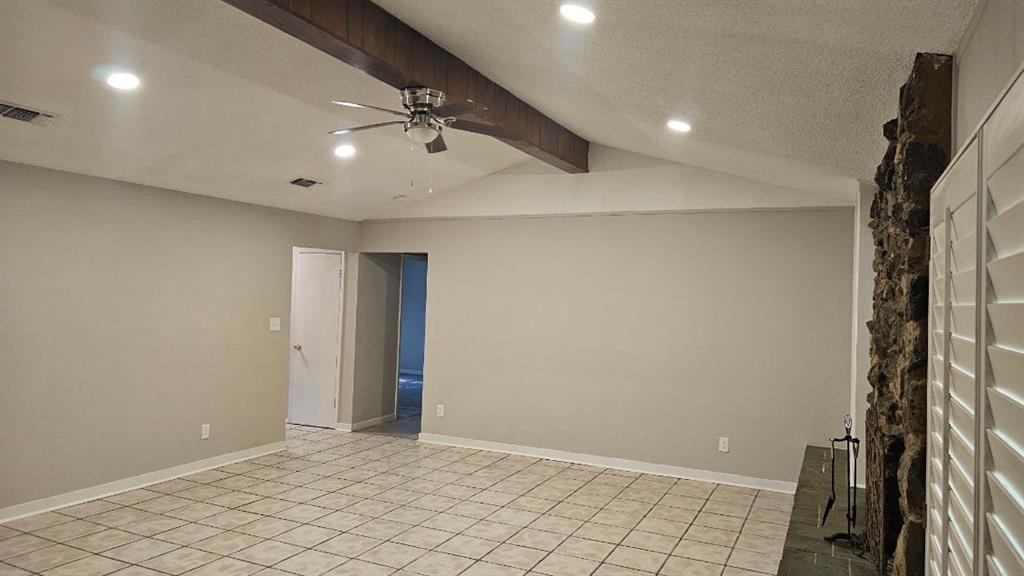 5660 Conlin Drive Property Photo 9