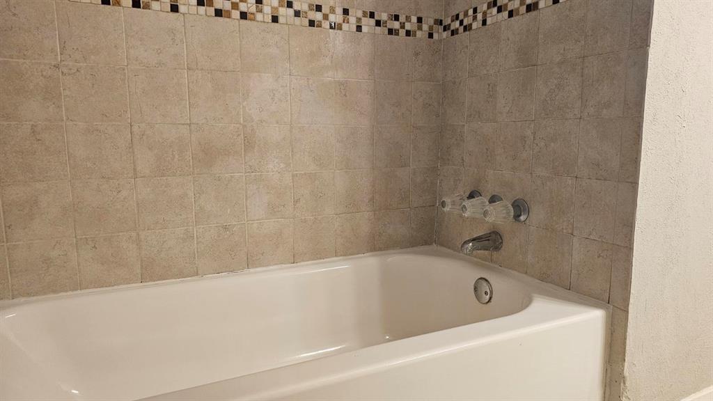 5660 Conlin Drive Property Photo 12