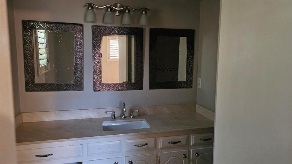 5660 Conlin Drive Property Photo 18