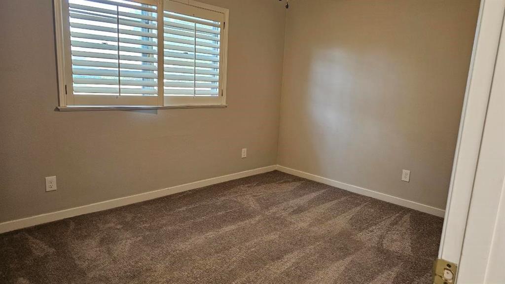 5660 Conlin Drive Property Photo 19