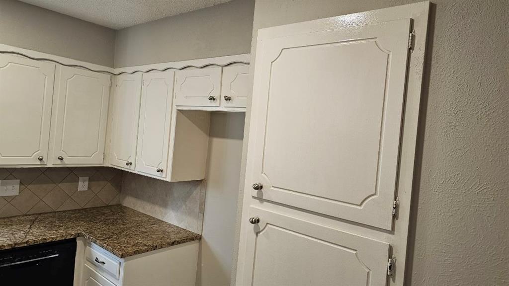5660 Conlin Drive Property Photo 24