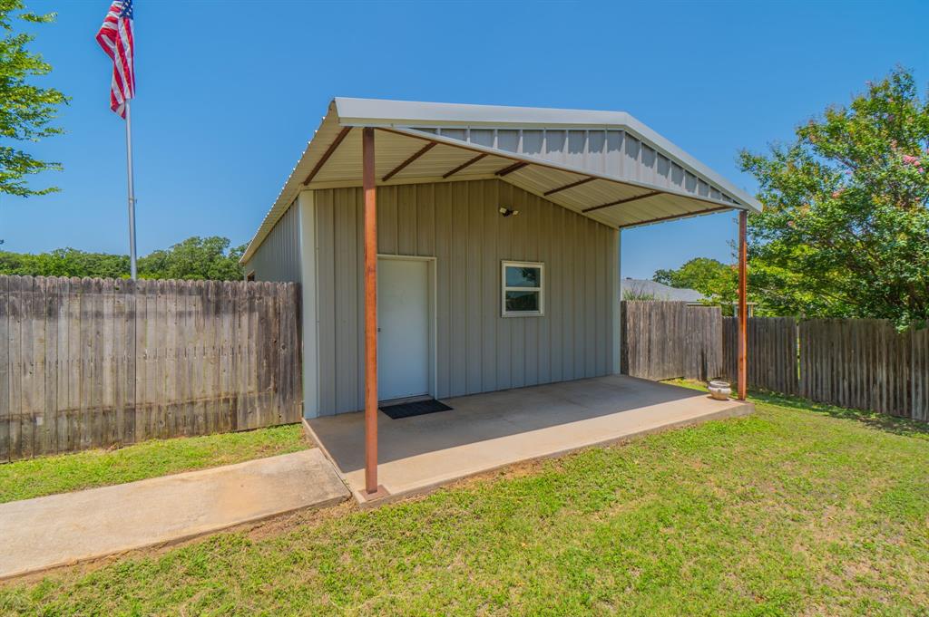 6017 E Hwy 67 Property Photo 11
