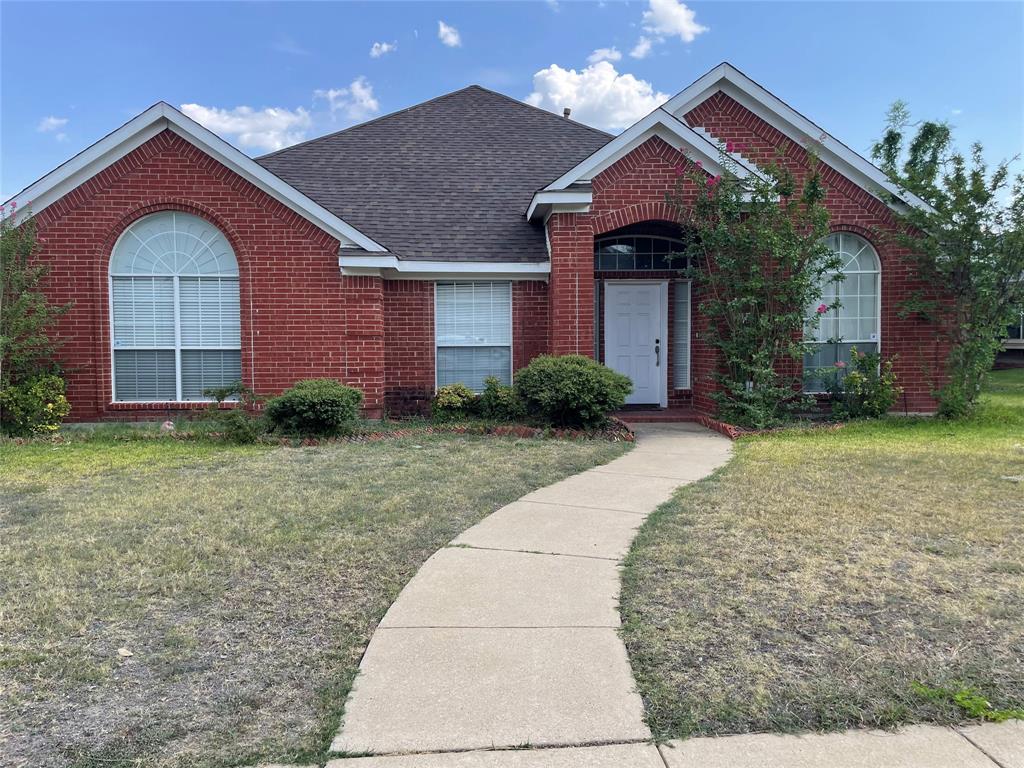 1412 Faringdon Drive Property Photo 1
