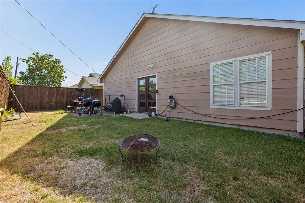 594 Trout Street Property Photo 24
