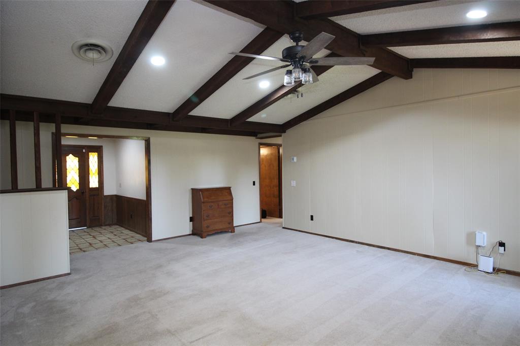 130 N L Street Property Photo 8