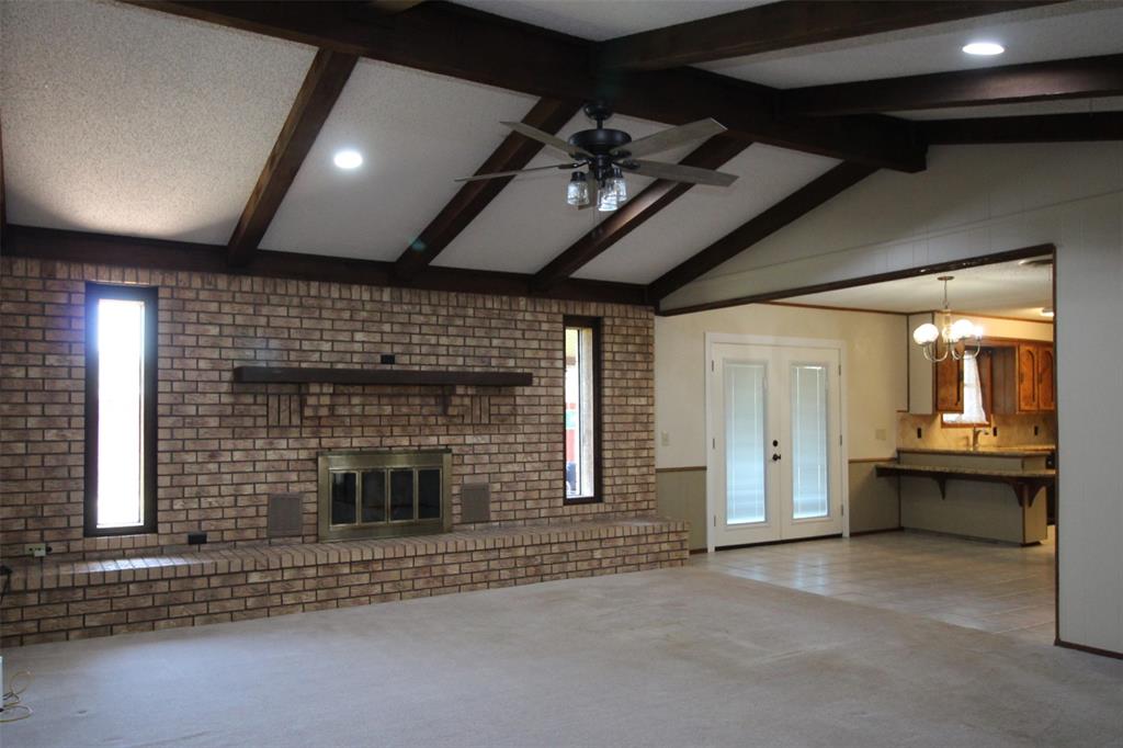 130 N L Street Property Photo 11