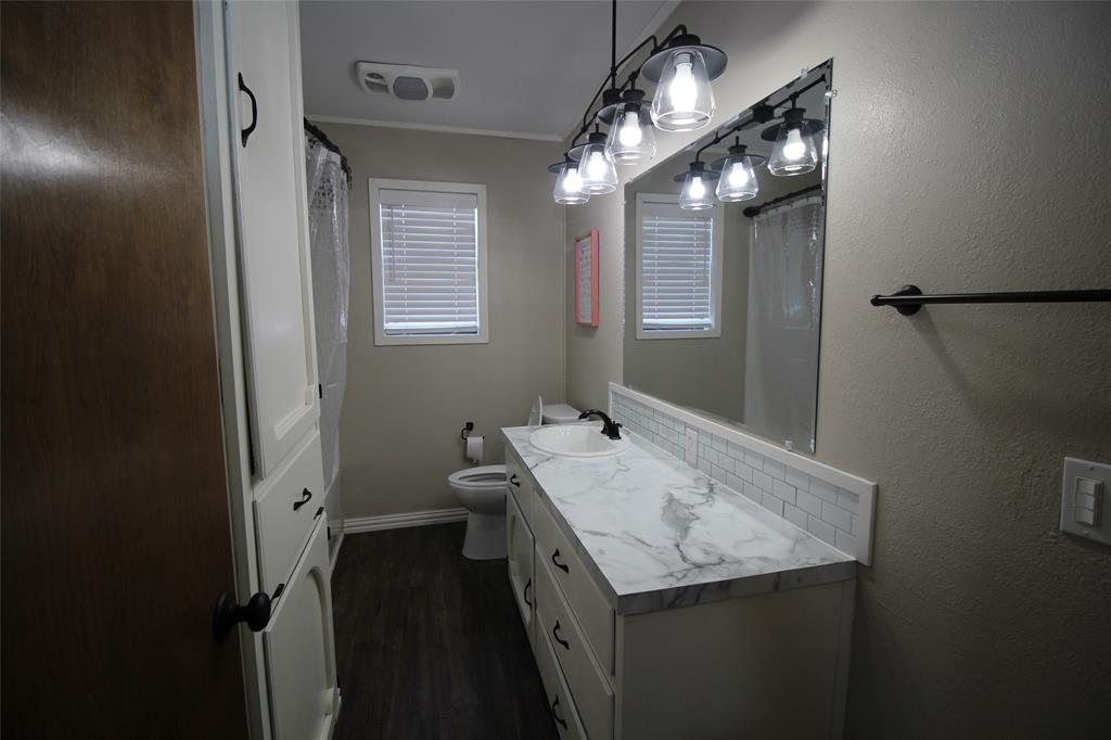 130 N L Street Property Photo 19