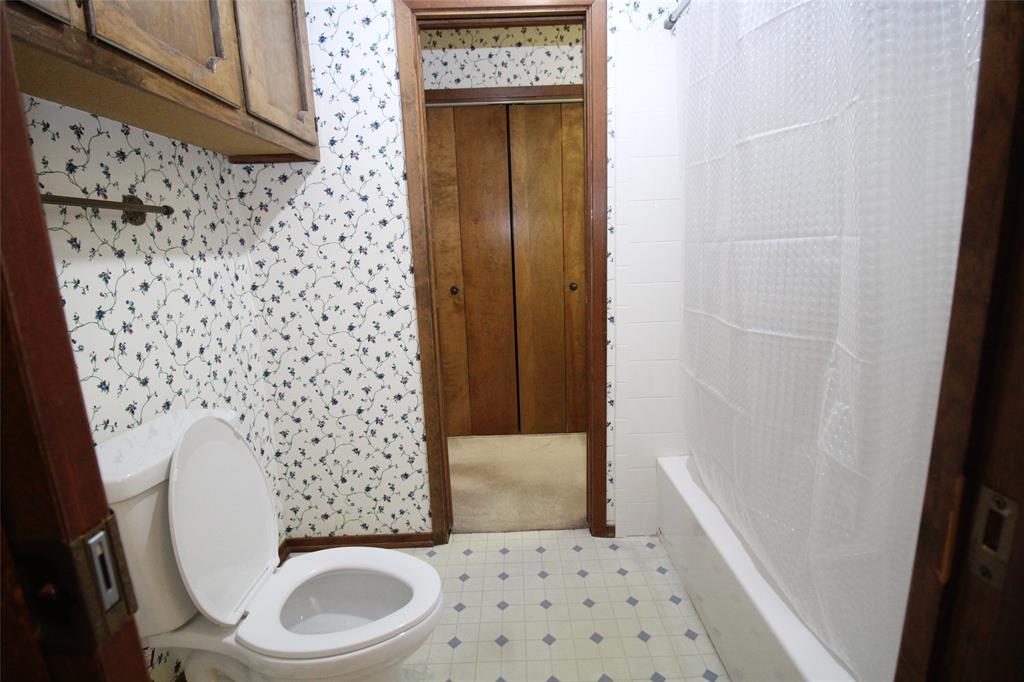 130 N L Street Property Photo 25