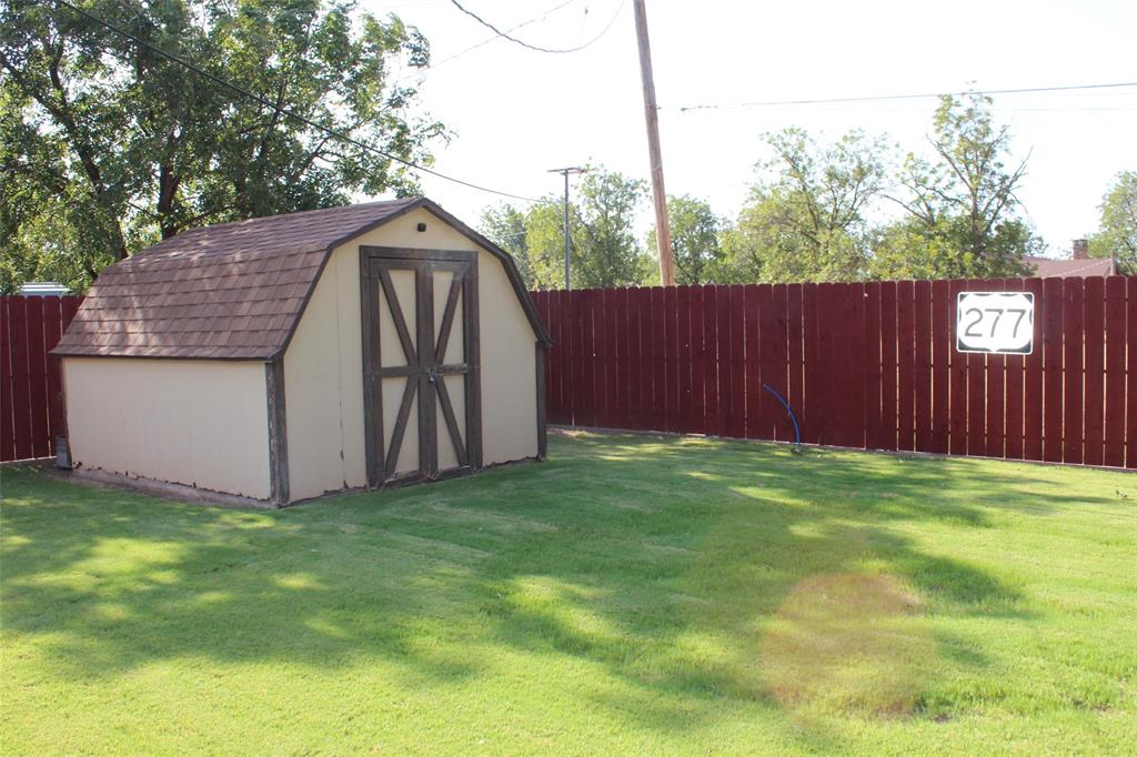 130 N L Street Property Photo 33