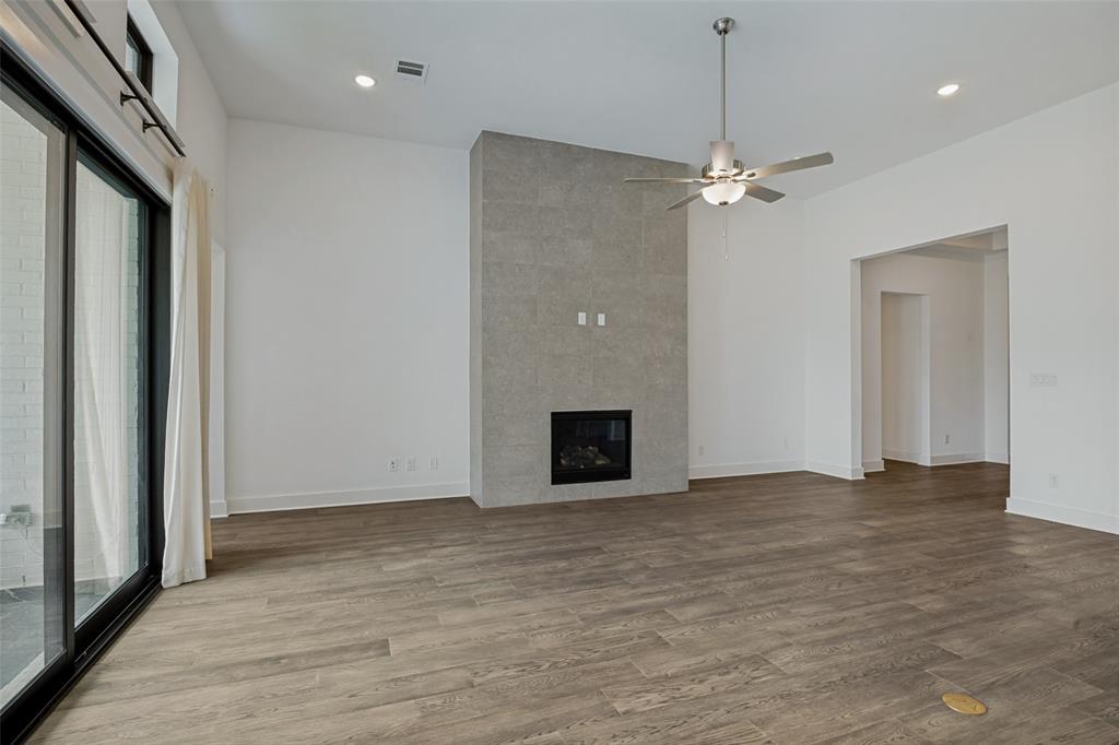 132 Cottonwood Court Property Photo 3