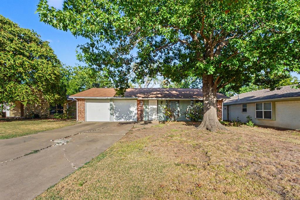 3432 Whippoorwill Lane Property Photo 3