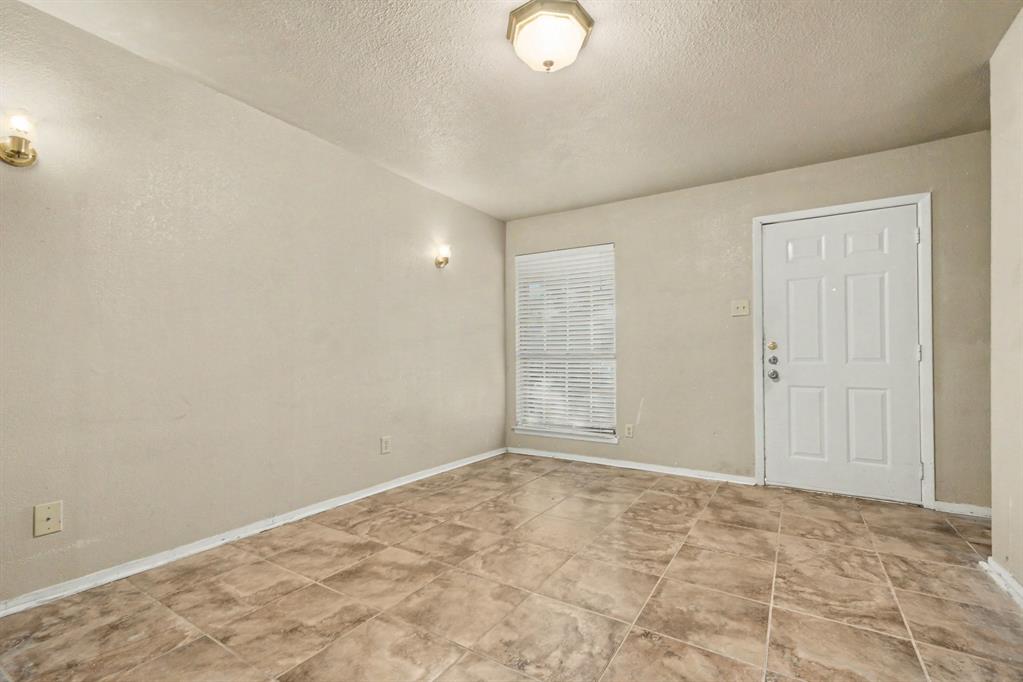3432 Whippoorwill Lane Property Photo 7