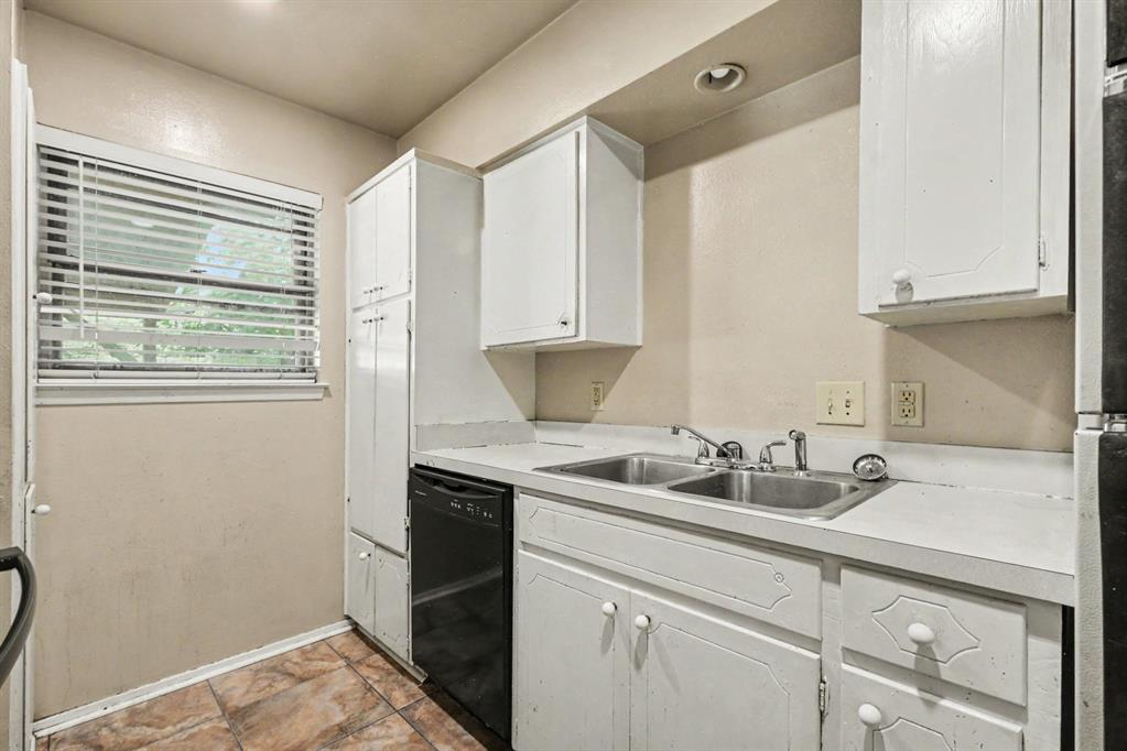 3432 Whippoorwill Lane Property Photo 18