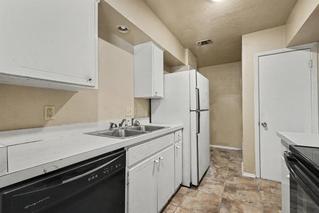 3432 Whippoorwill Lane Property Photo 19