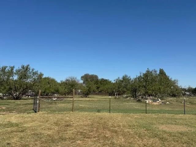 5807 Walter Road Property Photo 4