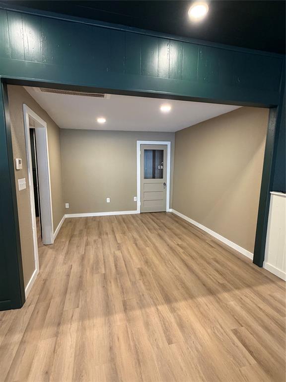 209 N Jefferson Property Photo 9