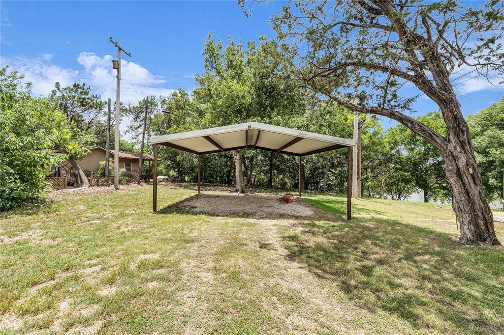 279 County Road 1710 Property Photo 11