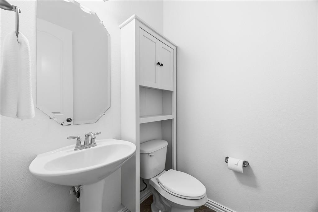 798 Amherst Drive Property Photo 21