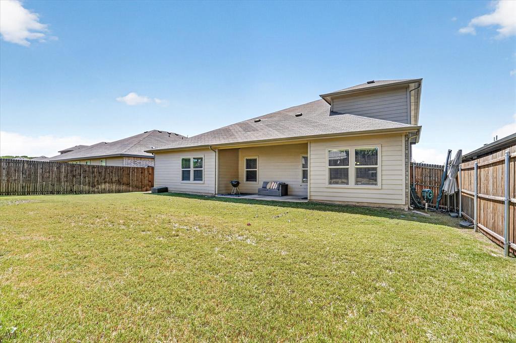 1425 Bennett Drive Property Photo 4