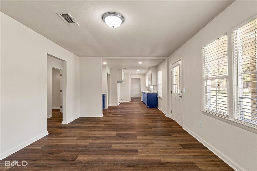 6337 Garden Oaks Drive Property Photo 6