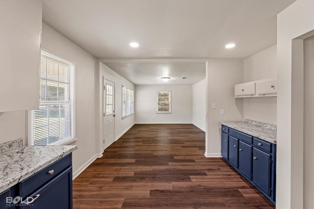 6337 Garden Oaks Drive Property Photo 16