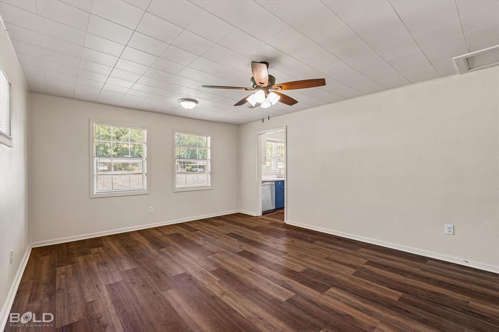 6337 Garden Oaks Drive Property Photo 17