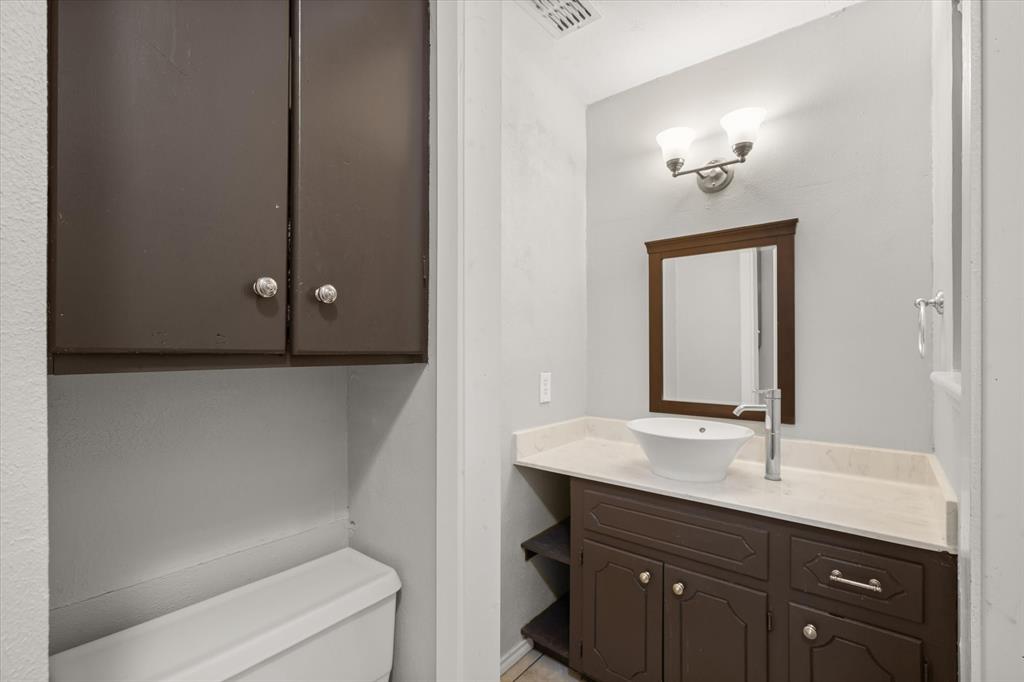 508 Warren Street Property Photo 25