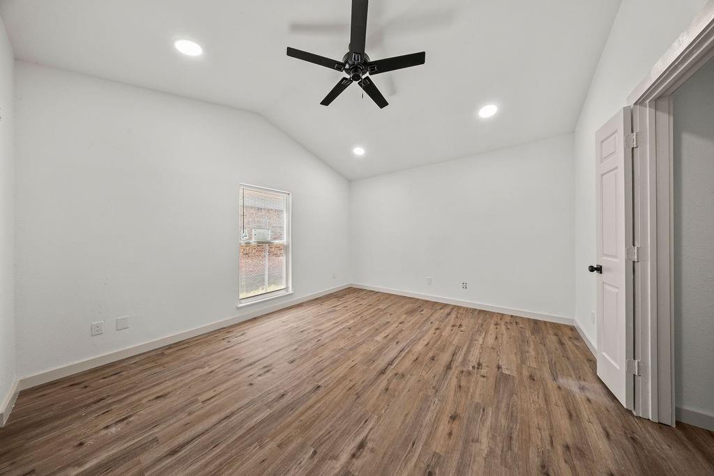 325 Chancellorsville Drive Property Photo 29