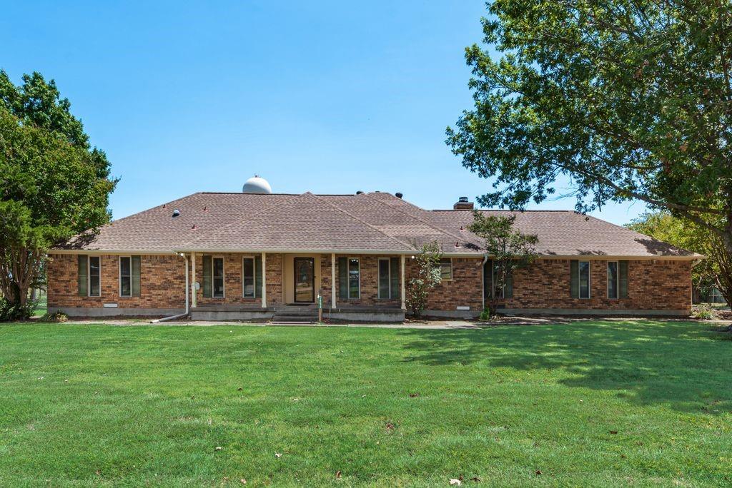 10470 Live Oak Drive Property Photo 1