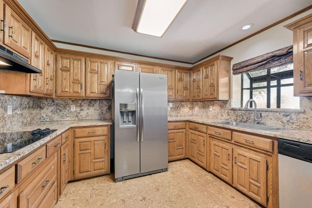 10470 Live Oak Drive Property Photo 14