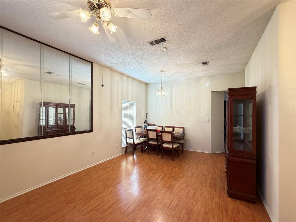 6006 Brook Forest Drive Property Photo 7