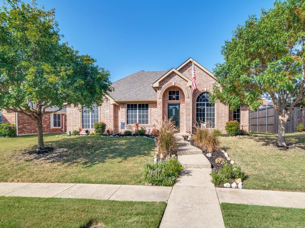 10313 Evergreen Drive Property Photo 1