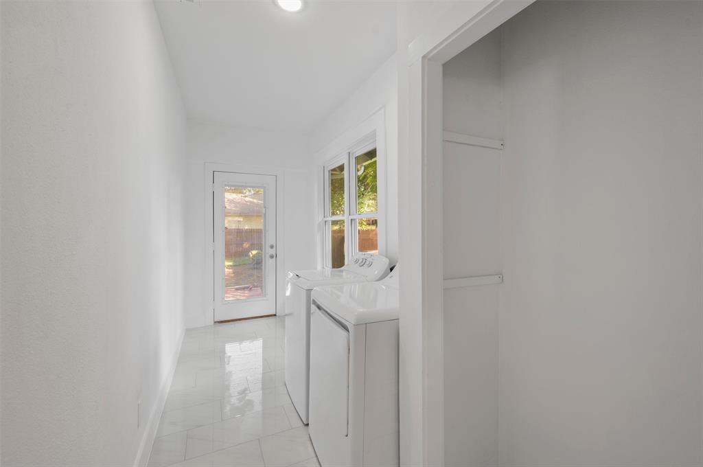 4522 Junius Street Property Photo 24