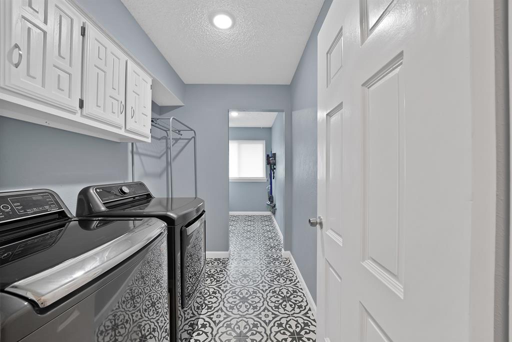 3220 Steven Drive Property Photo 27