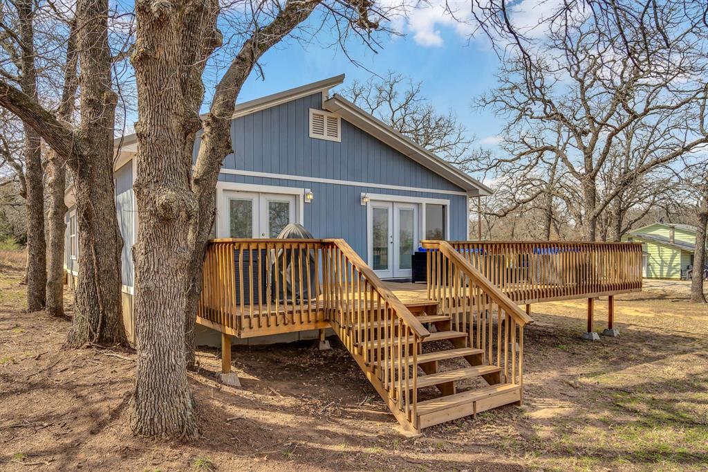 217 Comanche Trail Property Photo 23