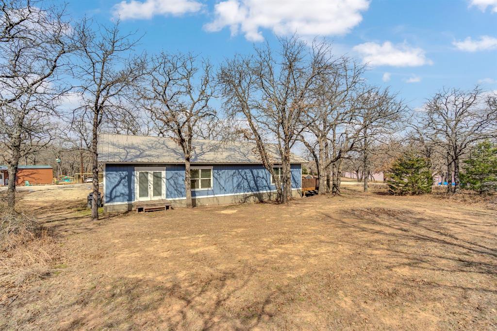 217 Comanche Trail Property Photo 27