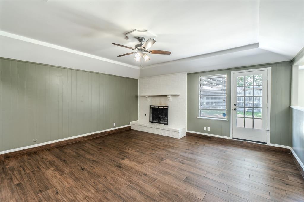 1701 Brookhaven Circle Property Photo 3