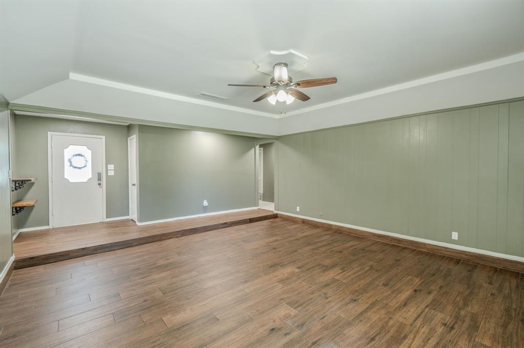 1701 Brookhaven Circle Property Photo 4