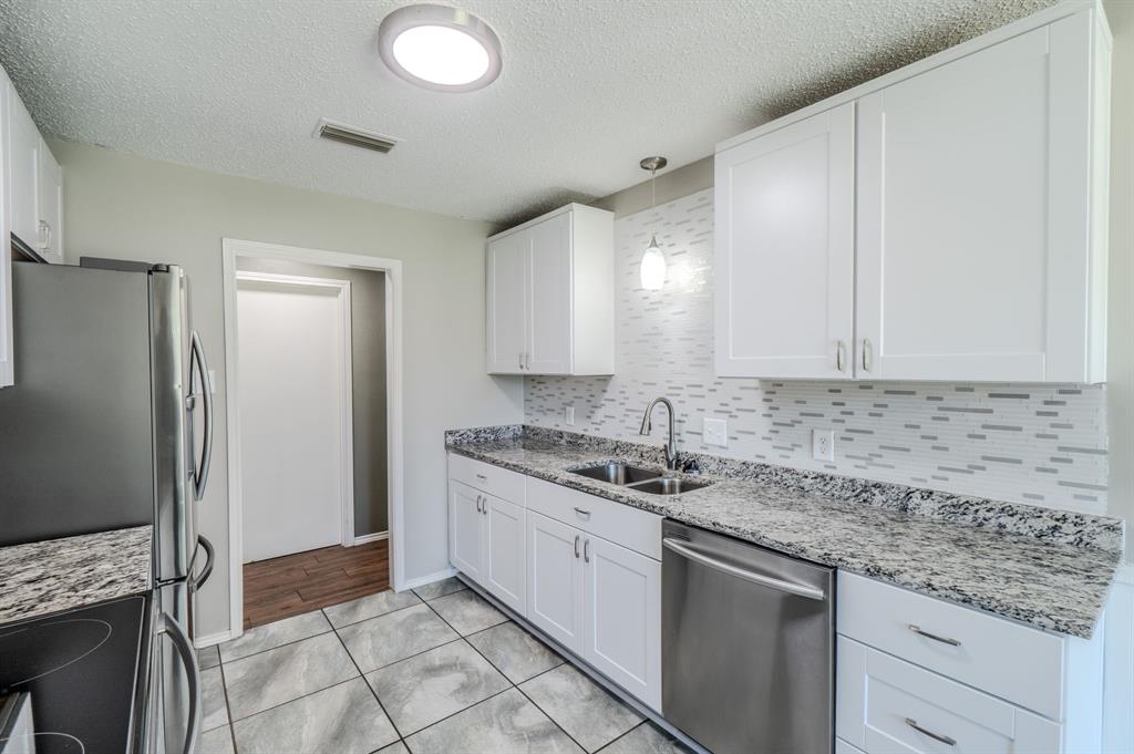 1701 Brookhaven Circle Property Photo 8