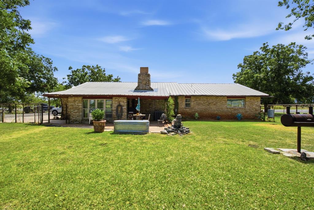 1399 State Highway 16 Property Photo 7