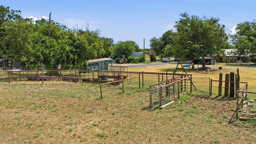 1399 State Highway 16 Property Photo 28