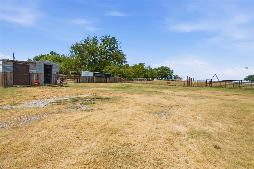 1399 State Highway 16 Property Photo 33